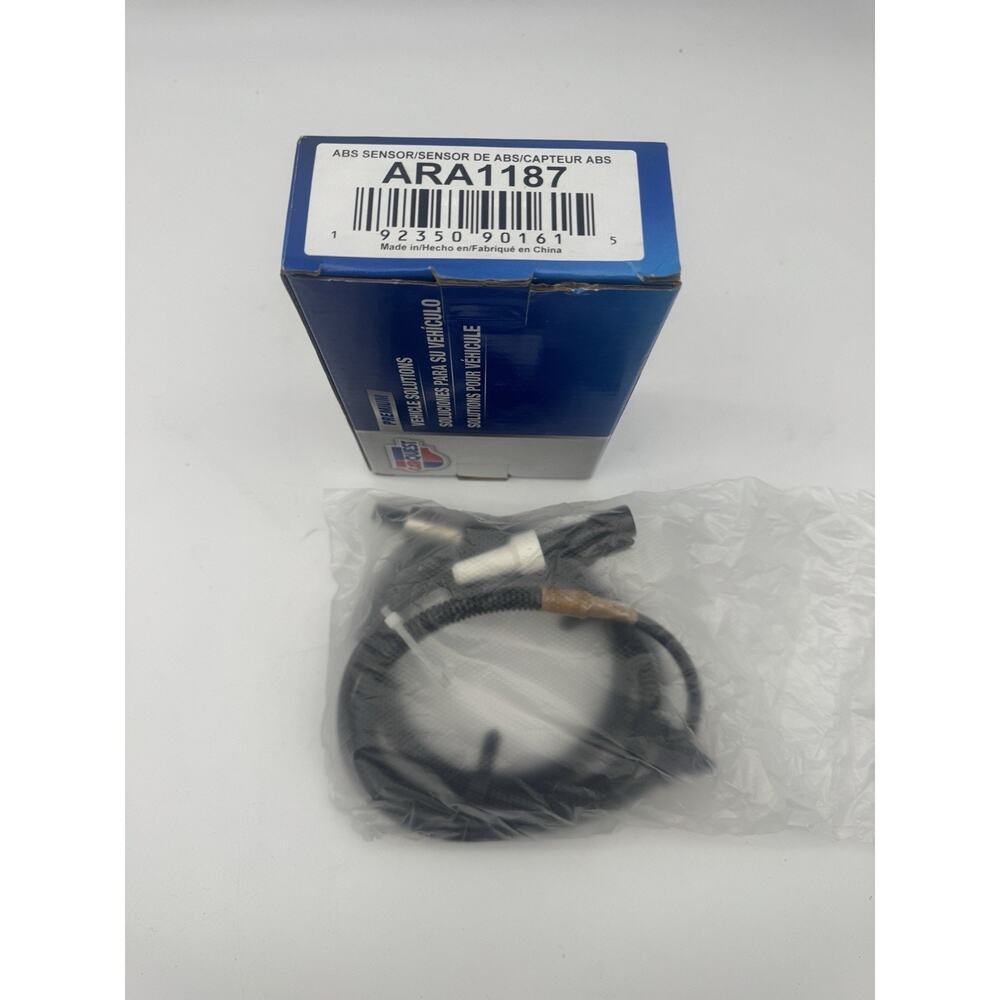 Rear ABS Wheel Speed Sensor Left Or Right Carquest ARA1187 for FordCrownVictoria
